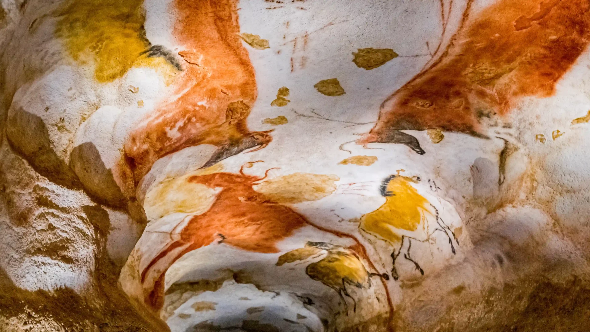 Visiter la Grotte de Lascaux près de Sarlat lors des temps de pluie.